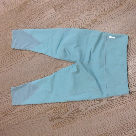 Zella Cropped Mesh Panel Leggings - Picture 4 of 4